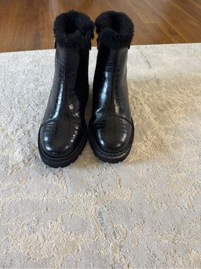 Black Croc-Embossed Faux Fur Ankle Boots with built in heater
